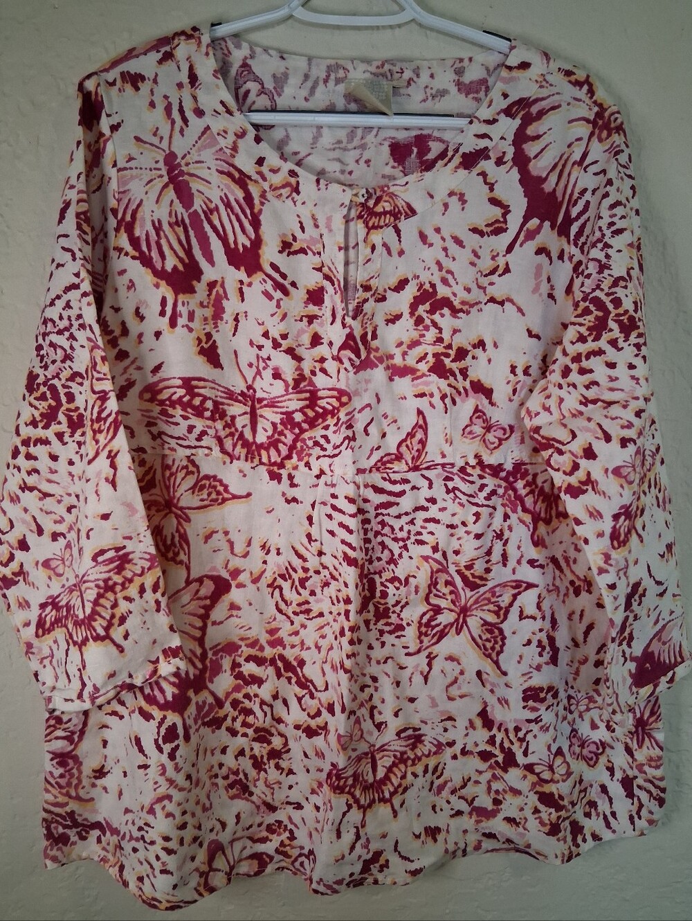 Lantana Linen Butterfly Print White and Pink Tunic no material or size tag